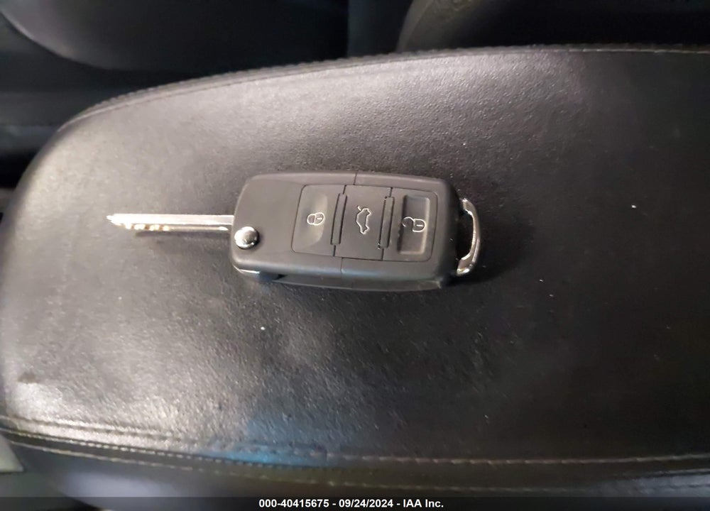2012 HYUNDAI TUCSON LIMITED VIN: KM8JU3AC2CU464161