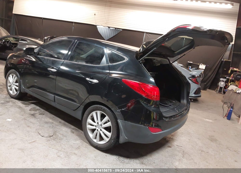 2012 HYUNDAI TUCSON LIMITED VIN: KM8JU3AC2CU464161