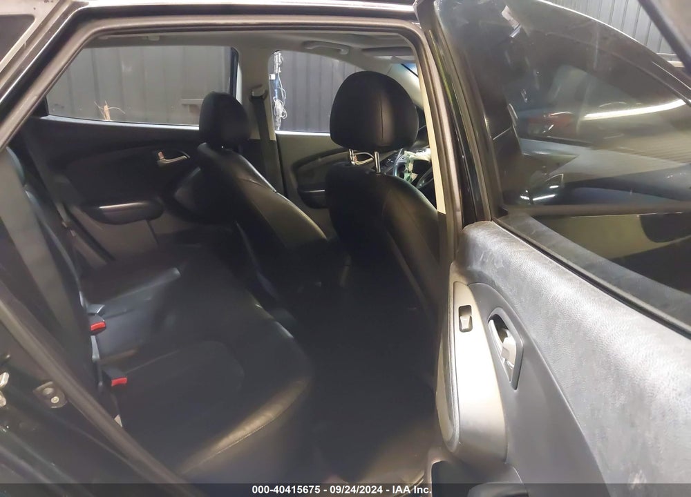 2012 HYUNDAI TUCSON LIMITED VIN: KM8JU3AC2CU464161