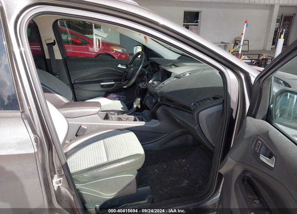 2017 FORD ESCAPE SE VIN: 1FMCU0GD0HUB95950