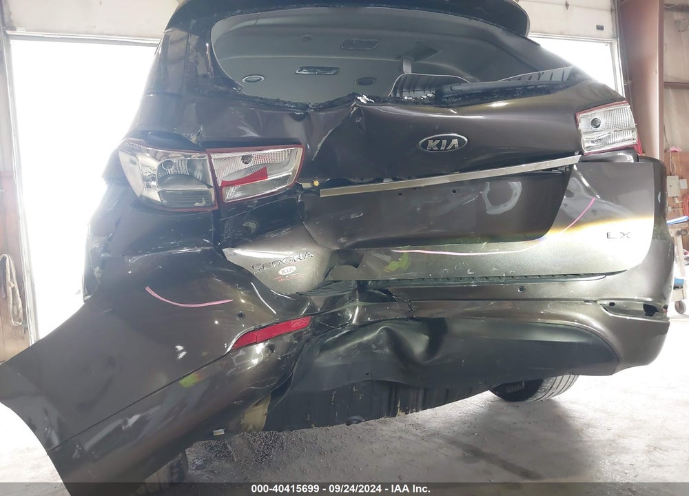 2016 KIA SEDONA LX VIN: KNDMB5C19G6158941