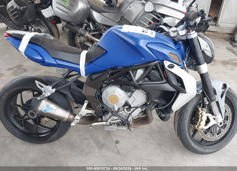 2014 M. V. AGUSTA B3 VIN: ZCGJFGLT6EV005235