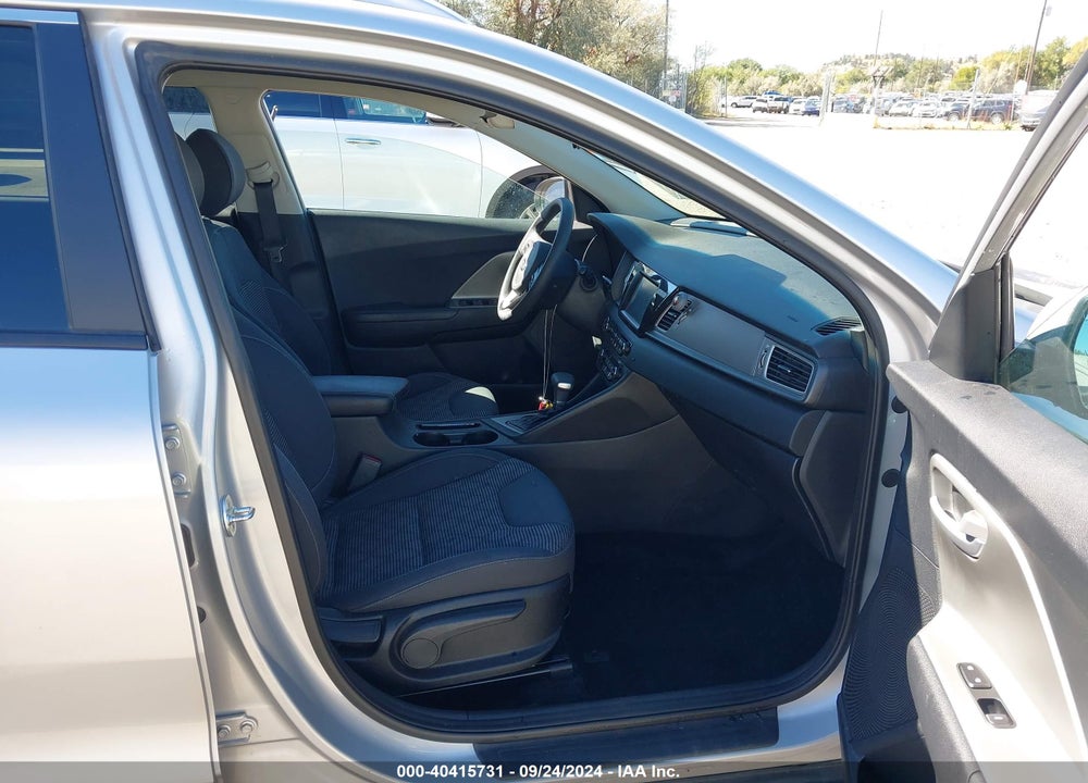 2019 KIA NIRO LX VIN: KNDCB3LC7K5243115