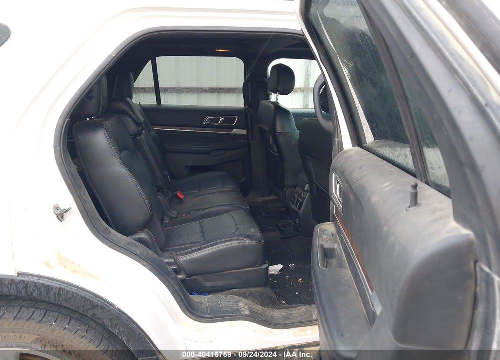 2017 FORD EXPLORER LIMITED VIN: 1FM5K8F82HGA93582