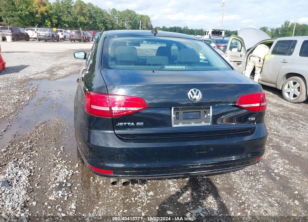 2015 VOLKSWAGEN JETTA 1.8T SE VIN: 3VWD17AJ1FM295739