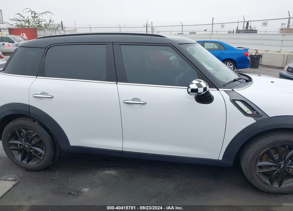 2016 MINI COUNTRYMAN COOPER S VIN: WMWZC3C52GWT10405