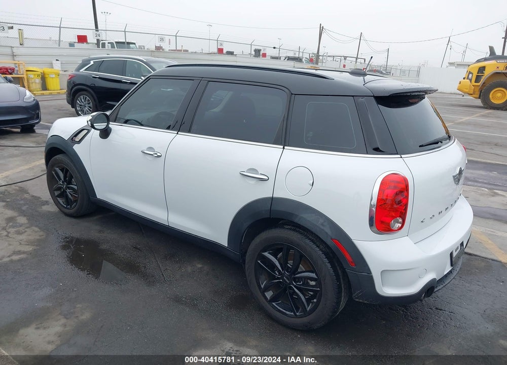 2016 MINI COUNTRYMAN COOPER S VIN: WMWZC3C52GWT10405