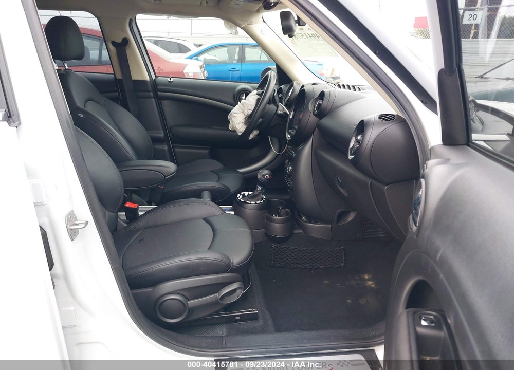 2016 MINI COUNTRYMAN COOPER S VIN: WMWZC3C52GWT10405