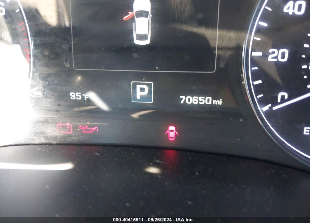 2017 GENESIS G80 3.8 VIN: KMHGN4JE4HU193979