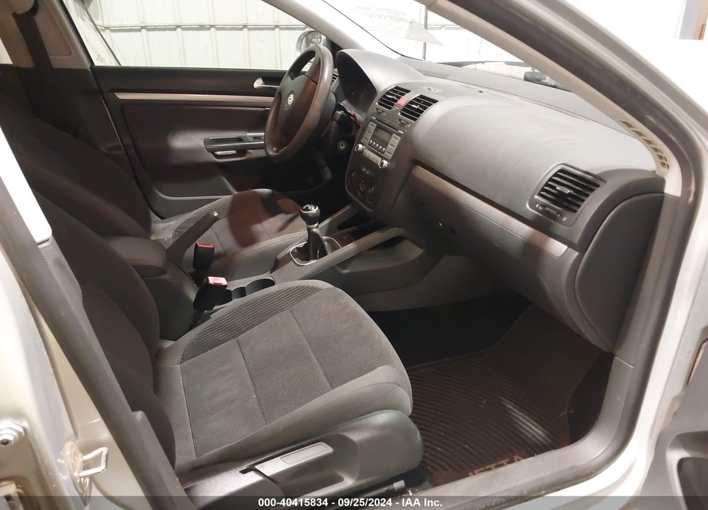 2008 VOLKSWAGEN JETTA VIN: 3VWJM71K68M196694
