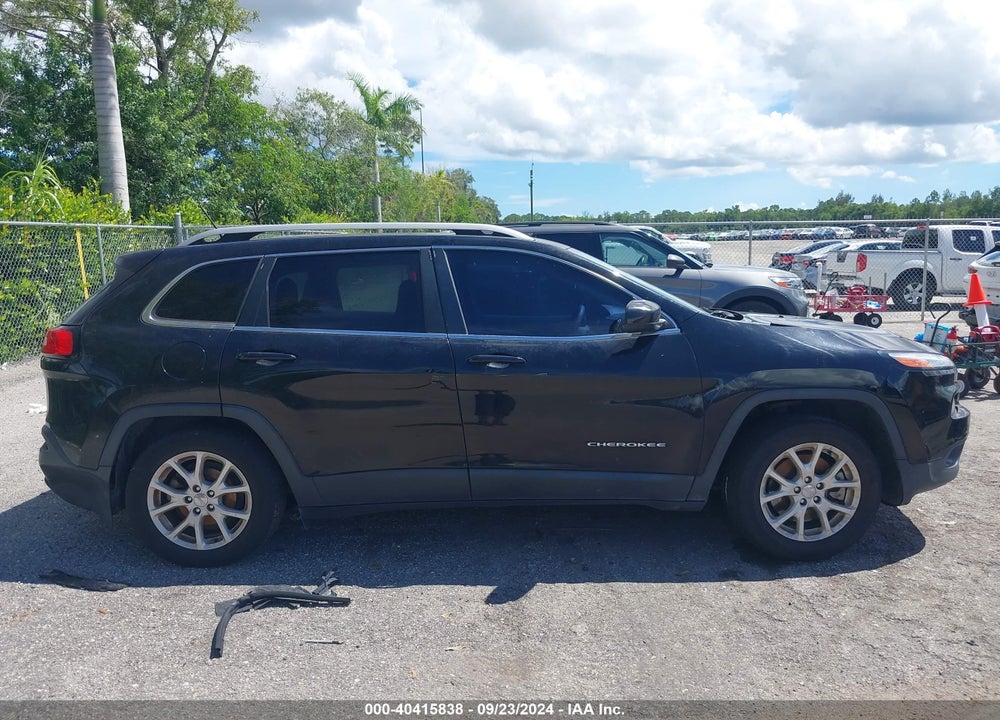 2018 JEEP CHEROKEE LATITUDE FWD VIN: 1C4PJLCB9JD531699