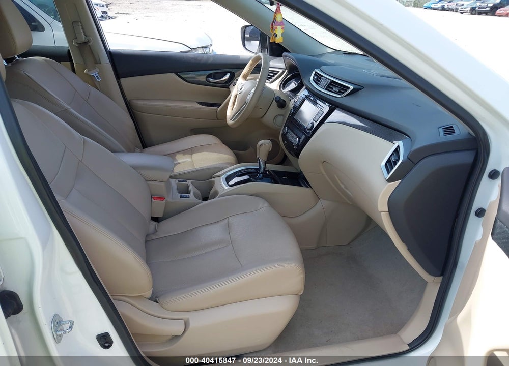 2015 NISSAN ROGUE SL VIN: 5N1AT2MT0FC880437