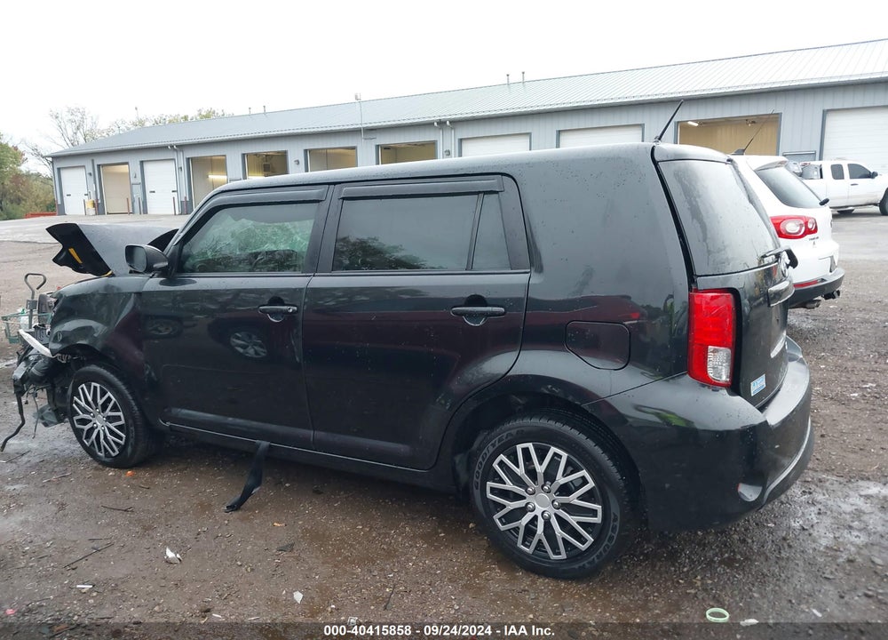 2015 SCION XB VIN: JTLZE4FE1FJ072027