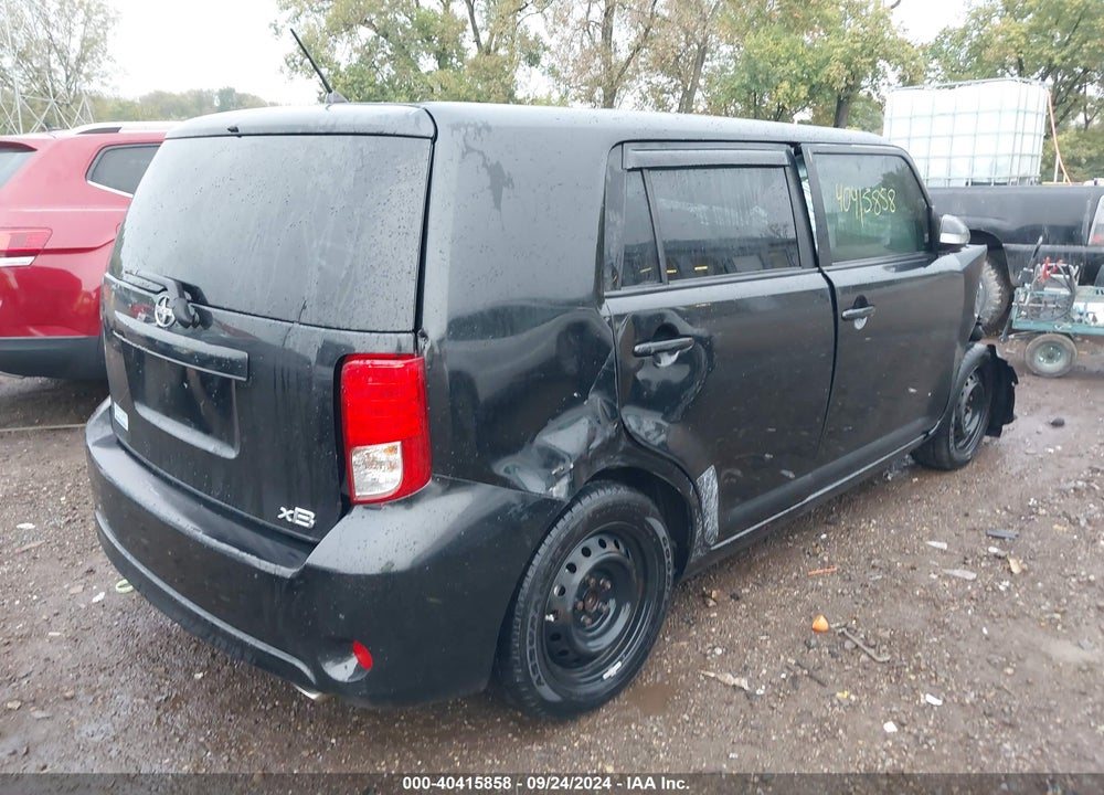 2015 SCION XB VIN: JTLZE4FE1FJ072027