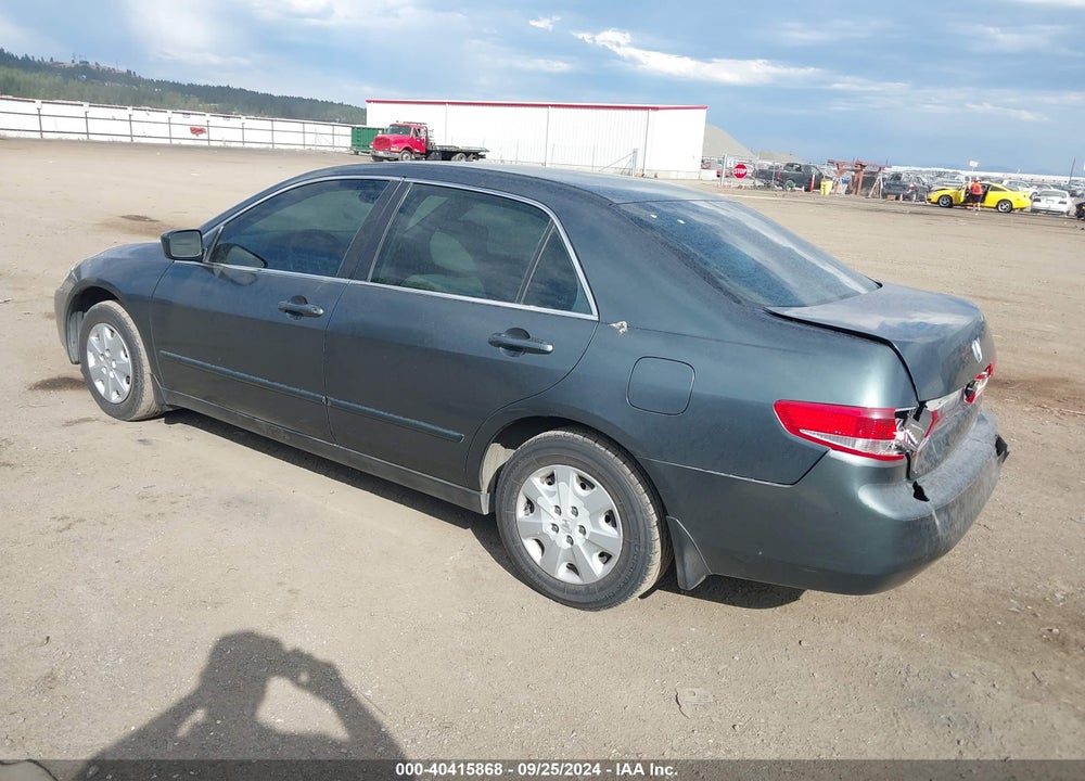 2004 HONDA ACCORD 2.4 LX VIN: 1HGCM56324A077616