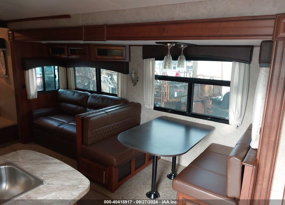 2018 JAYCO EAGLE HT SERIES VIN: 1UJBJ0BT3J1CB0065