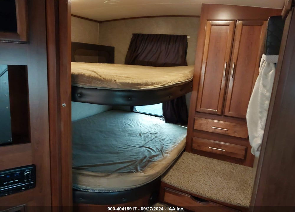 2018 JAYCO EAGLE HT SERIES VIN: 1UJBJ0BT3J1CB0065