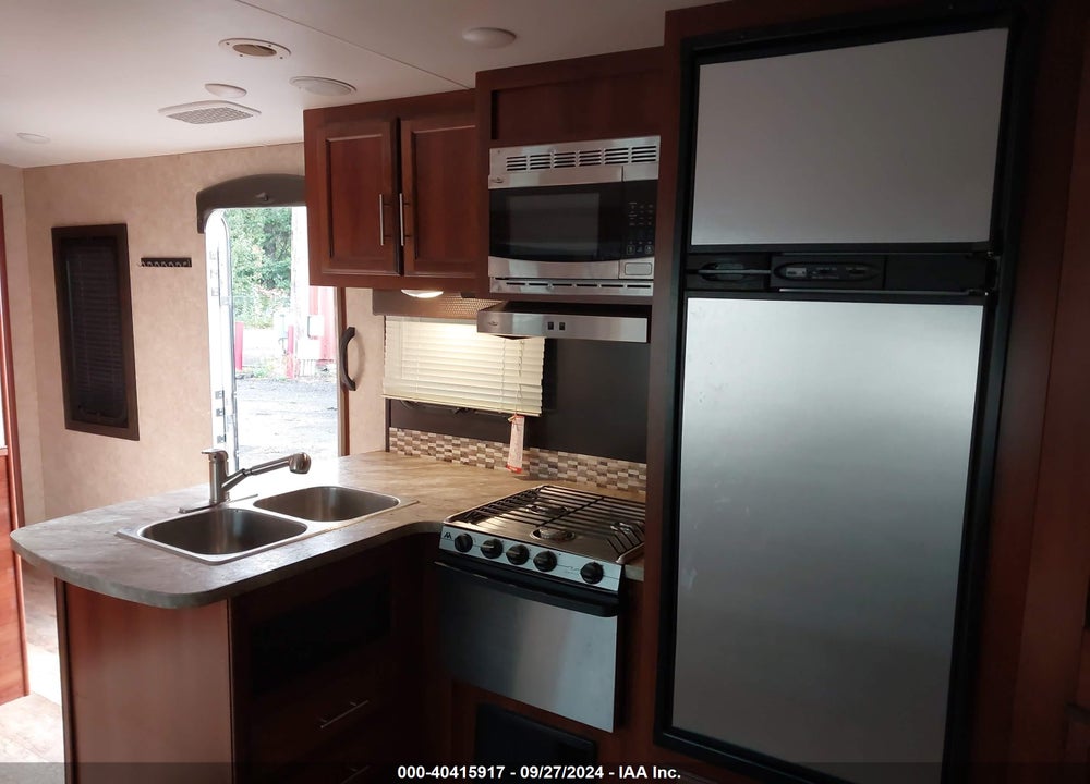2018 JAYCO EAGLE HT SERIES VIN: 1UJBJ0BT3J1CB0065