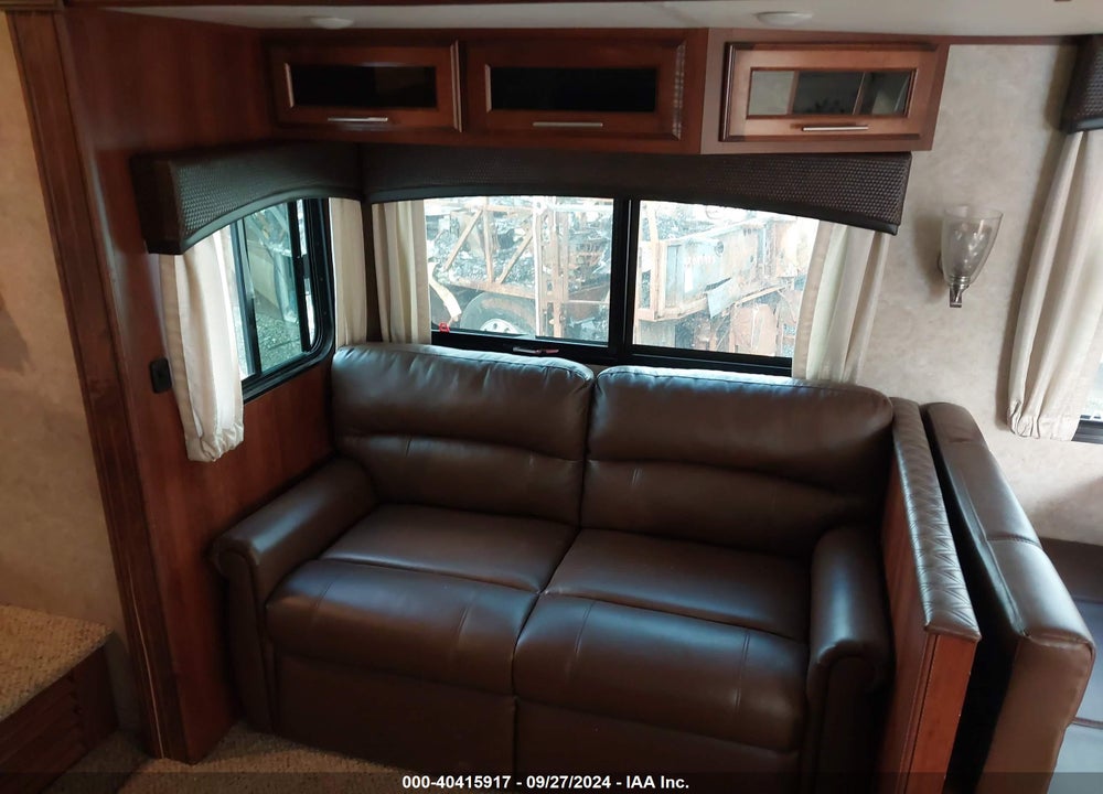 2018 JAYCO EAGLE HT SERIES VIN: 1UJBJ0BT3J1CB0065