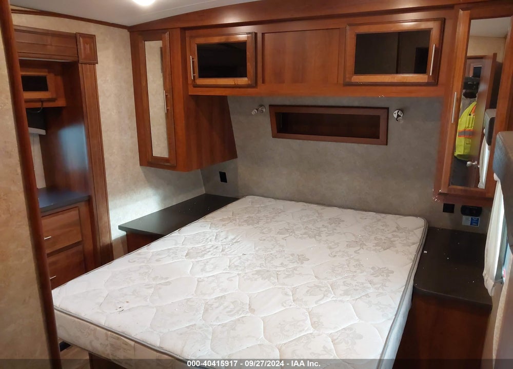 2018 JAYCO EAGLE HT SERIES VIN: 1UJBJ0BT3J1CB0065
