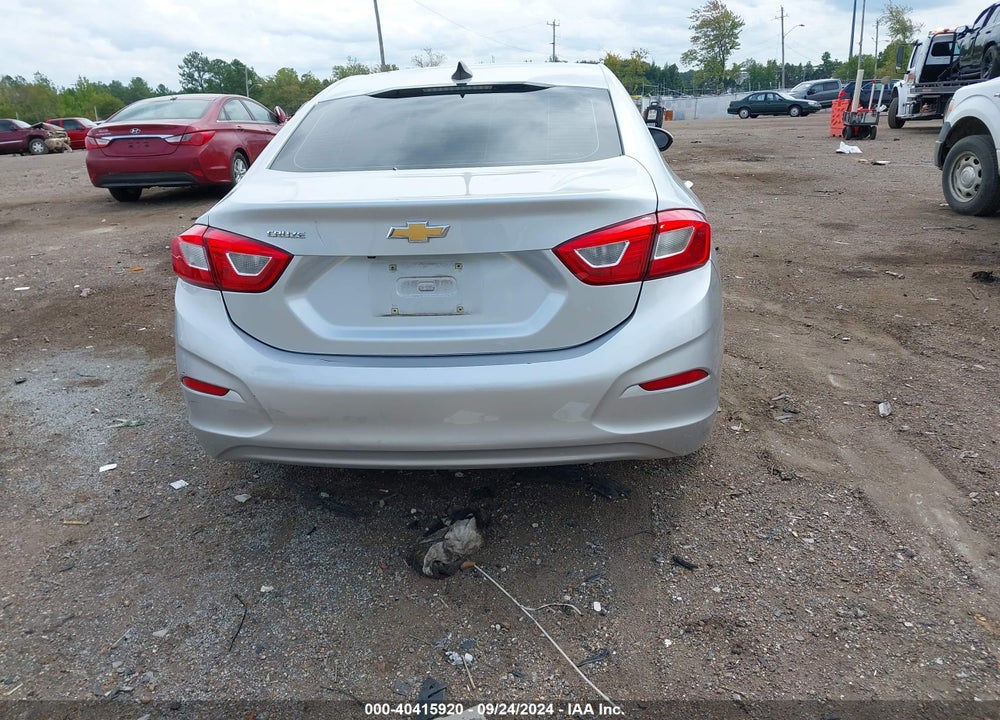 2018 CHEVROLET CRUZE LS AUTO VIN: 1G1BC5SM5J7134131