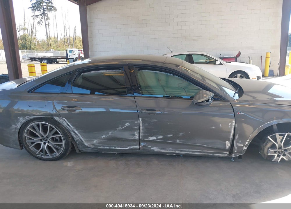 2022 AUDI A6 PREMIUM PLUS 55 TFSI QUATTRO S TRONIC VIN: WAUL2BF23NN009102