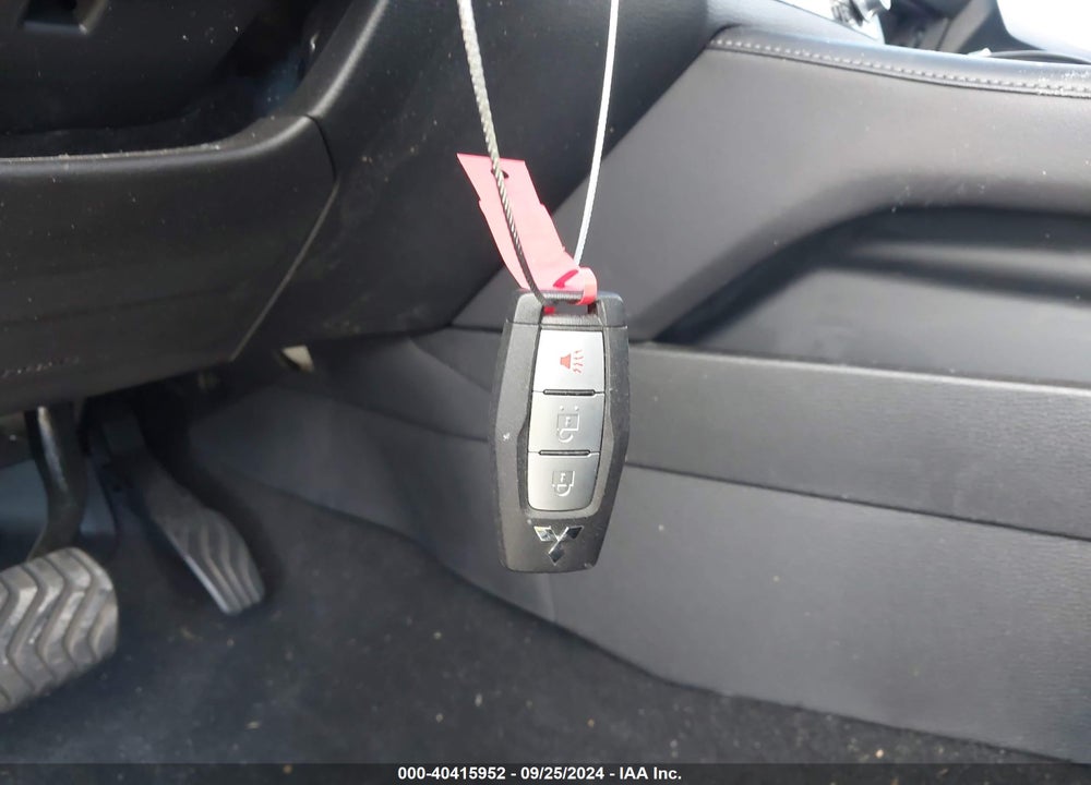 2024 MITSUBISHI OUTLANDER ES 2.5 2WD VIN: JA4J3UA82RZ033608