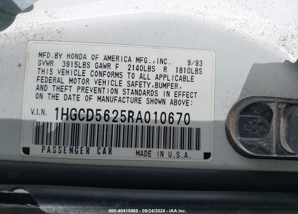 1994 HONDA ACCORD DX VIN: 1HGCD5625RA010670