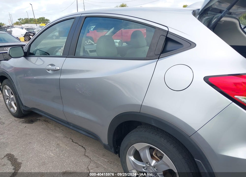 2020 HONDA HR-V AWD LX VIN: 3CZRU6H35LM722573