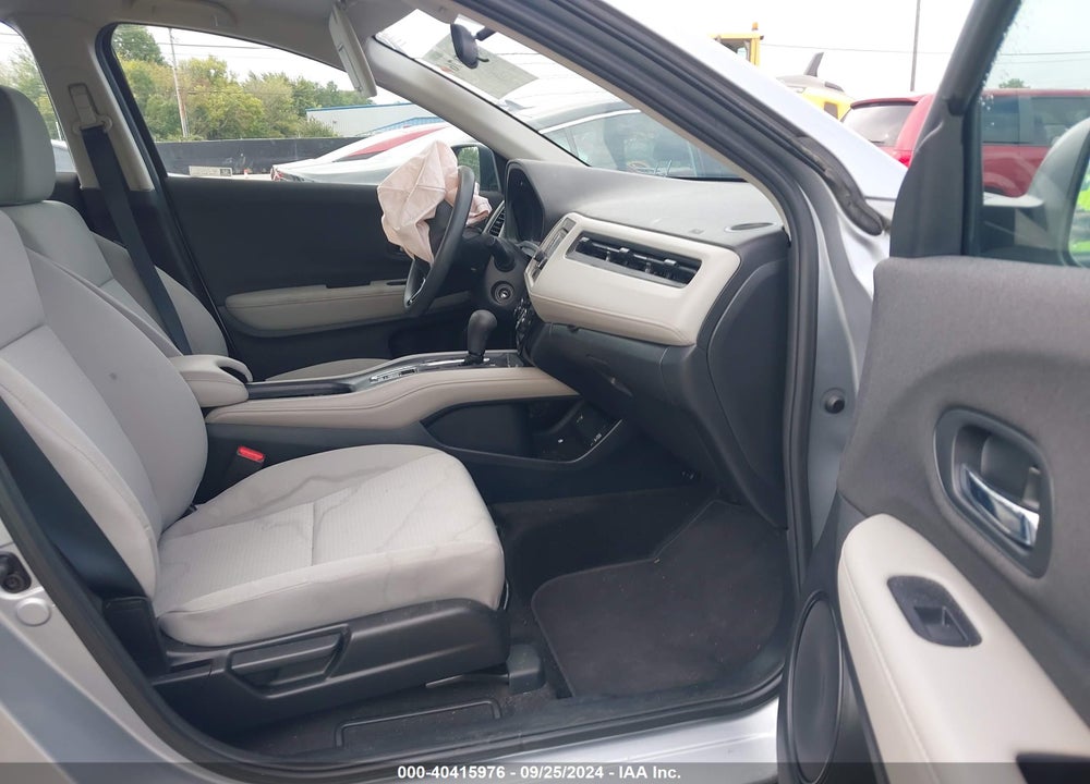 2020 HONDA HR-V AWD LX VIN: 3CZRU6H35LM722573