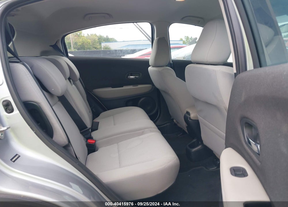2020 HONDA HR-V AWD LX VIN: 3CZRU6H35LM722573