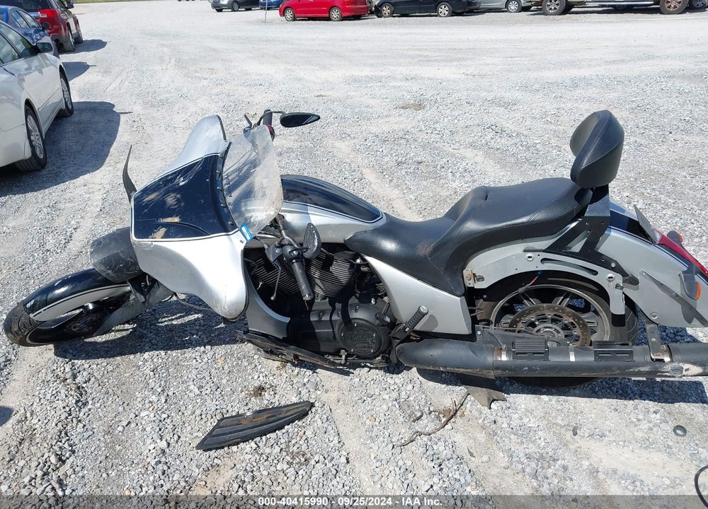 2013 VICTORY MOTORCYCLES HARD-BALL VIN: 5VPEW36N2D3023519