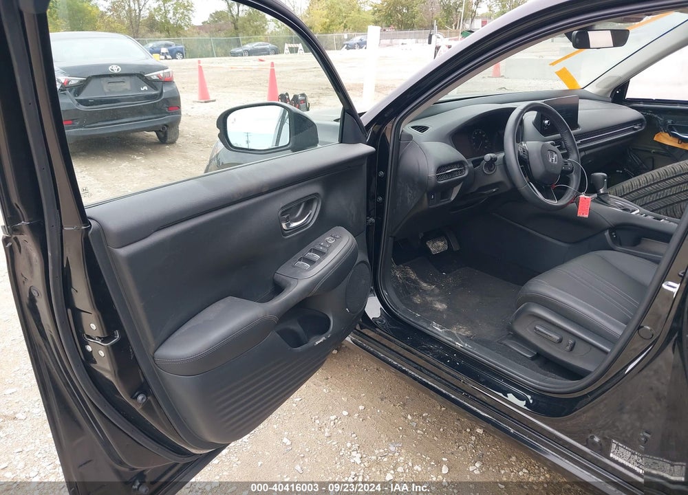 2024 HONDA HR-V AWD EX-L/AWD EX-L W/O BSI VIN: 3CZRZ2H75RM775344