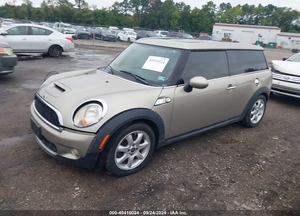 2010 MINI COOPER S CLUBMAN VIN: WMWMM3C57ATZ32935