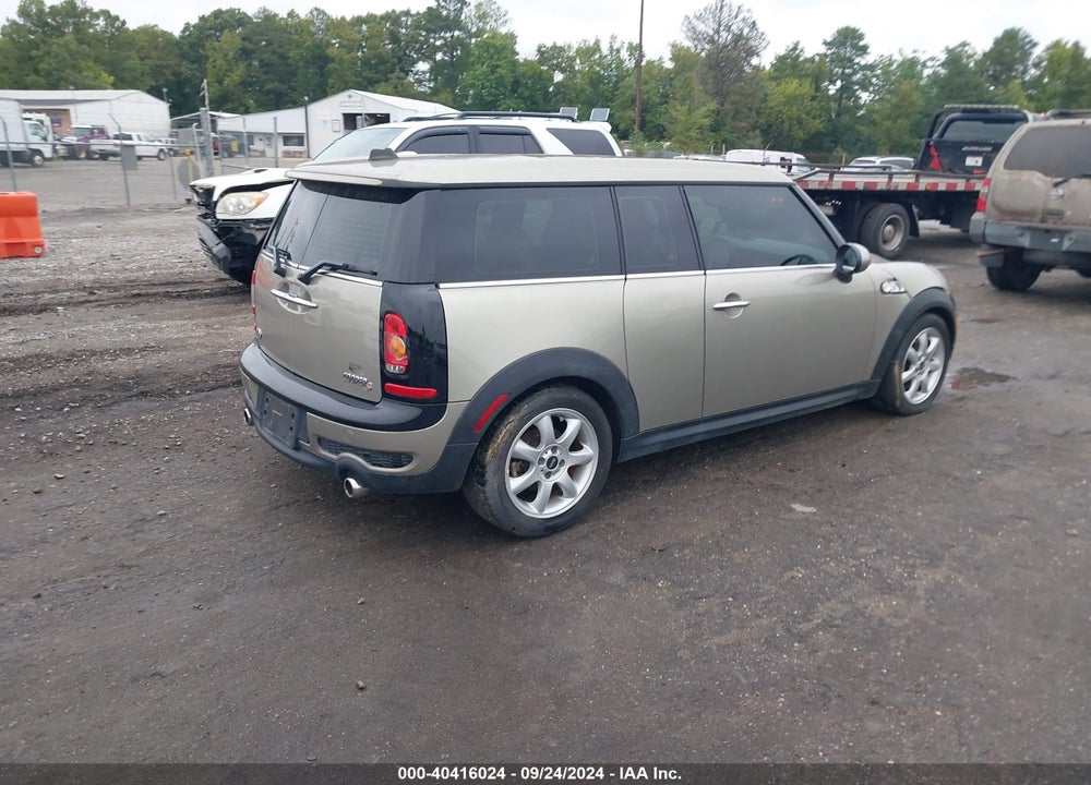 2010 MINI COOPER S CLUBMAN VIN: WMWMM3C57ATZ32935