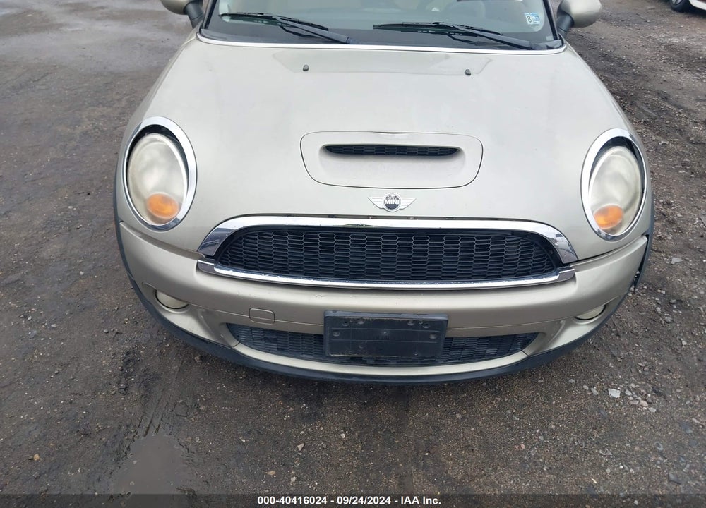 2010 MINI COOPER S CLUBMAN VIN: WMWMM3C57ATZ32935
