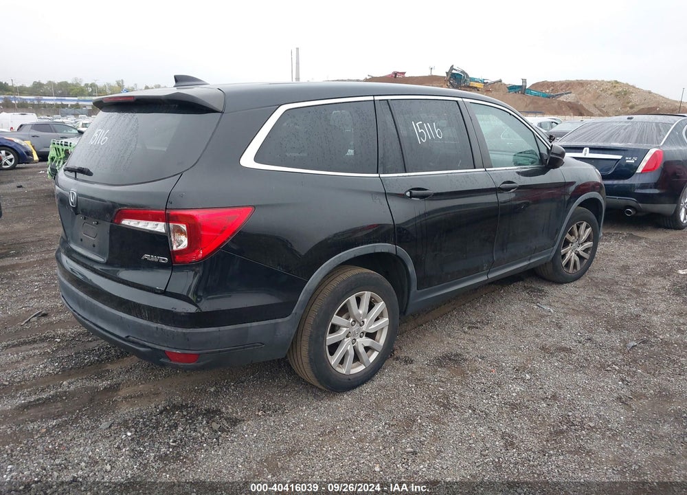 2019 HONDA PILOT LX VIN: 5FNYF6H16KB013616