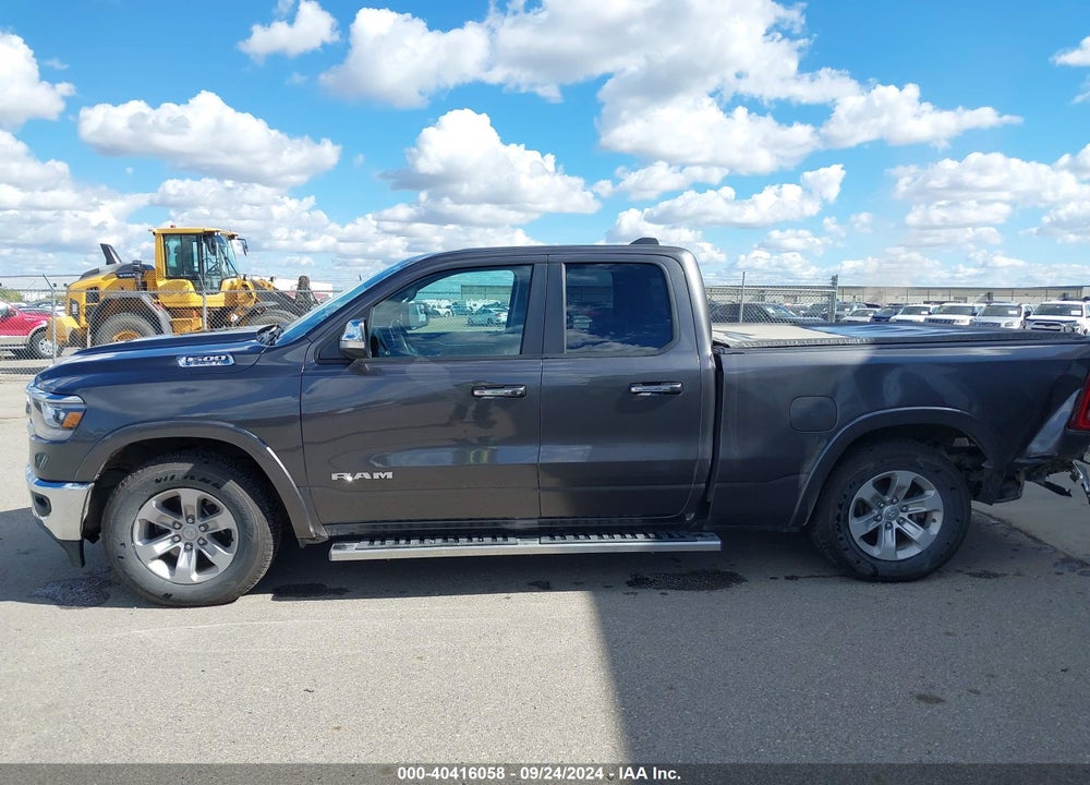2019 RAM 1500 LAIE QUAD CAB 4X4 6'4 BOX VIN: 1C6SRFDT6KN806444