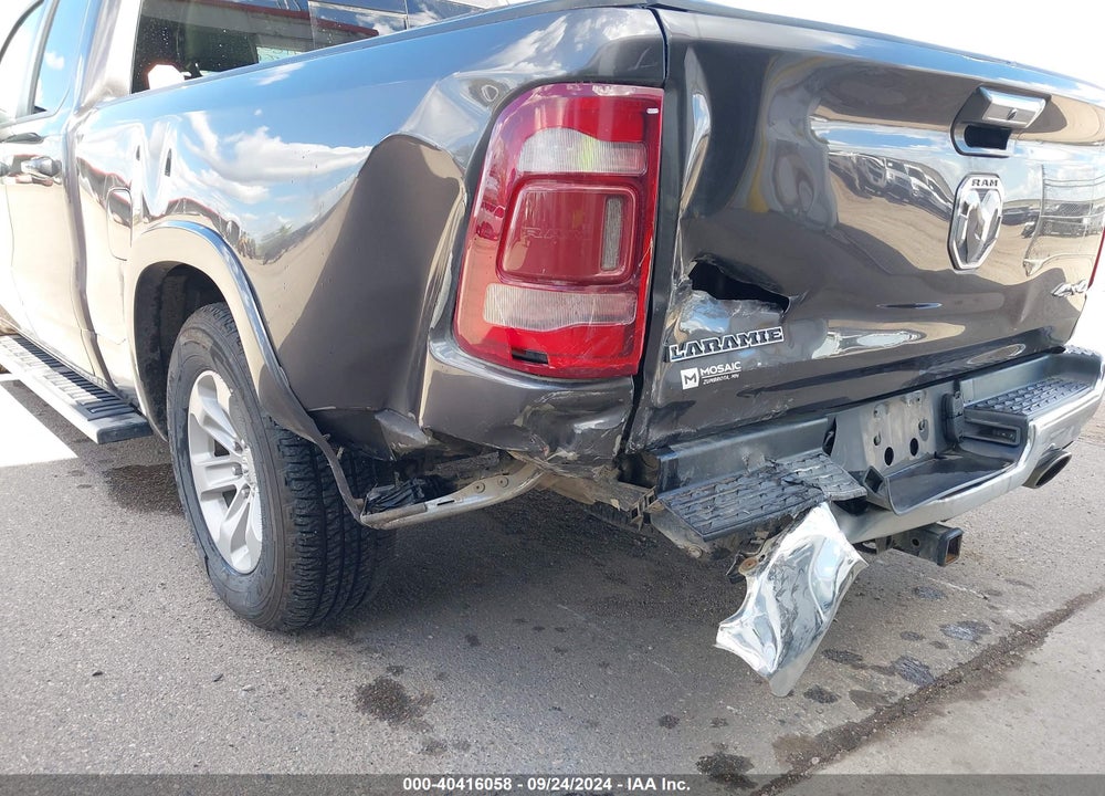 2019 RAM 1500 LAIE QUAD CAB 4X4 6'4 BOX VIN: 1C6SRFDT6KN806444