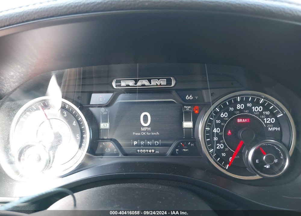 2019 RAM 1500 LAIE QUAD CAB 4X4 6'4 BOX VIN: 1C6SRFDT6KN806444
