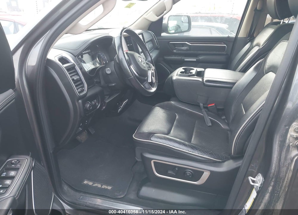 2019 RAM 1500 LAIE QUAD CAB 4X4 6'4 BOX VIN: 1C6SRFDT6KN806444