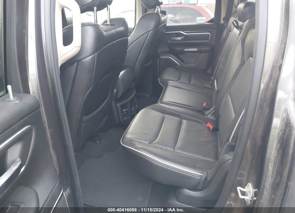 2019 RAM 1500 LAIE QUAD CAB 4X4 6'4 BOX VIN: 1C6SRFDT6KN806444