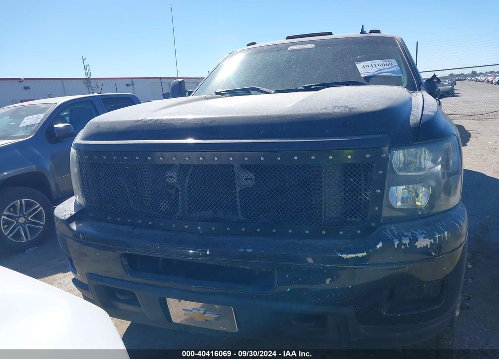 2011 CHEVROLET SILVERADO 3500HD LTZ VIN: 1GC4K1C88BF147508