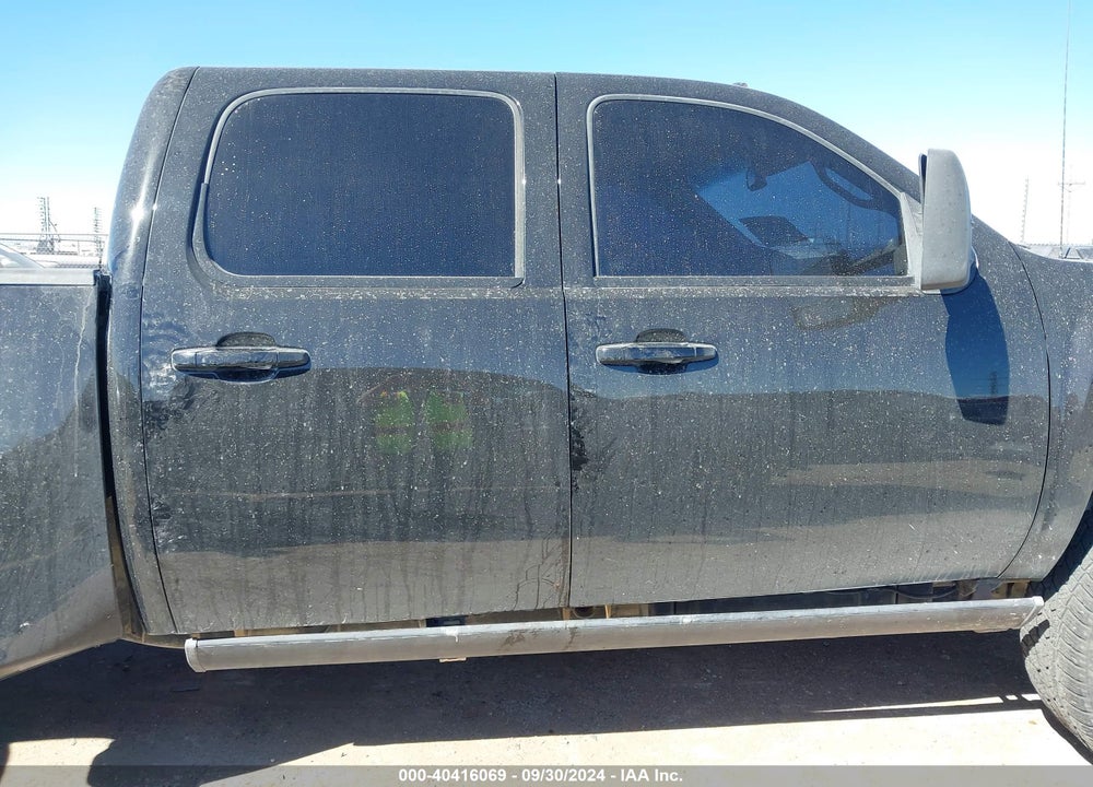 2011 CHEVROLET SILVERADO 3500HD LTZ VIN: 1GC4K1C88BF147508