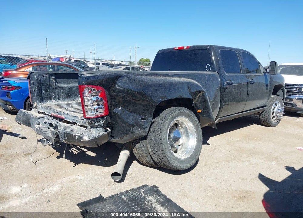 2011 CHEVROLET SILVERADO 3500HD LTZ VIN: 1GC4K1C88BF147508