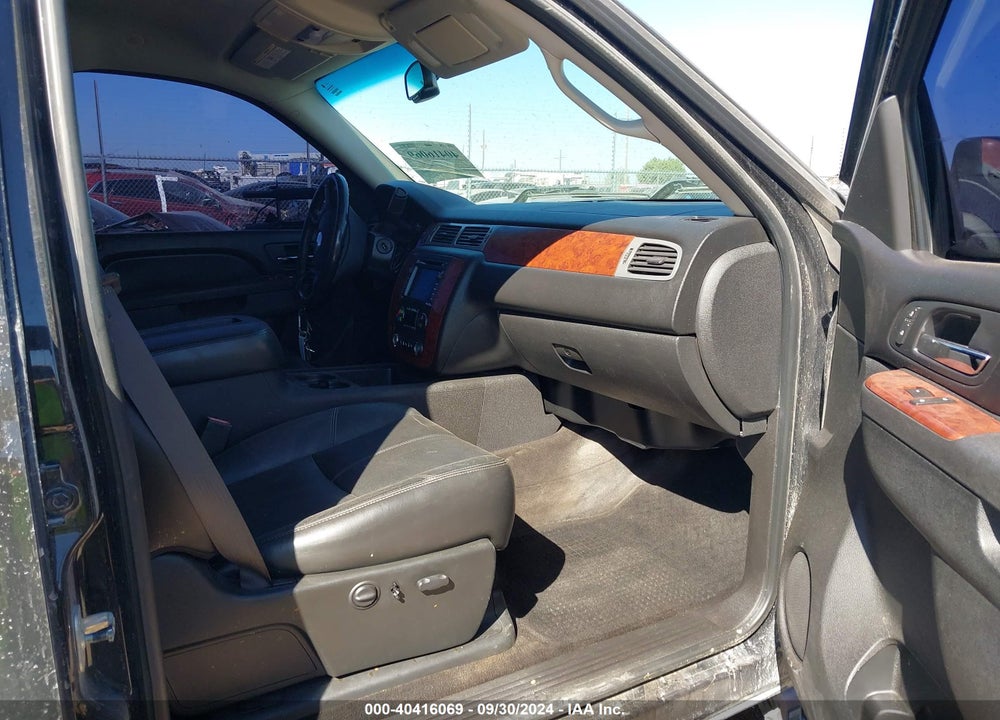 2011 CHEVROLET SILVERADO 3500HD LTZ VIN: 1GC4K1C88BF147508
