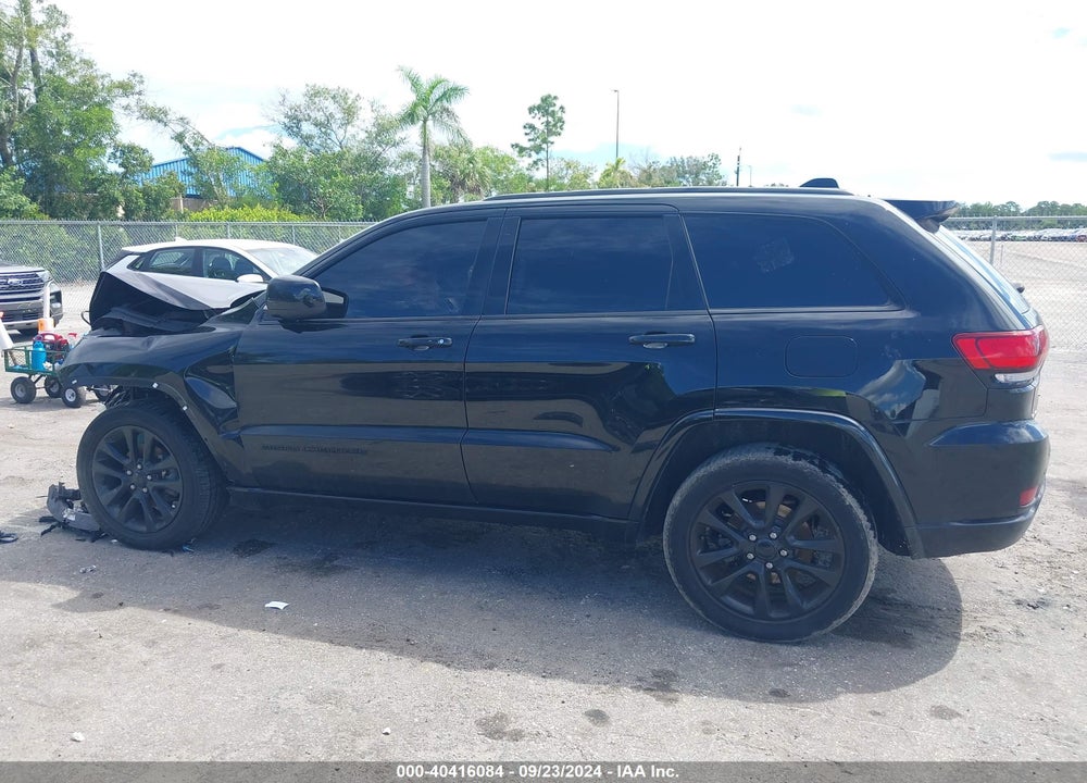 2017 JEEP GRAND CHEROKEE ALTITUDE 4X4 VIN: 1C4RJFAG4HC895313