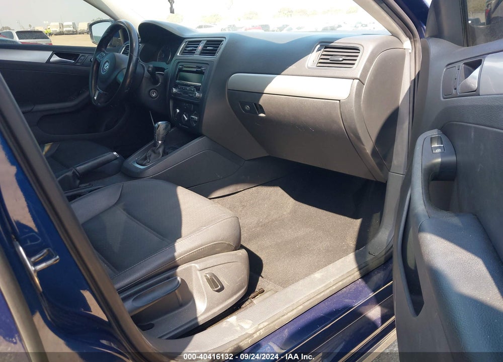 2013 VOLKSWAGEN JETTA 2.5L SE VIN: 3VWDP7AJ0DM291371