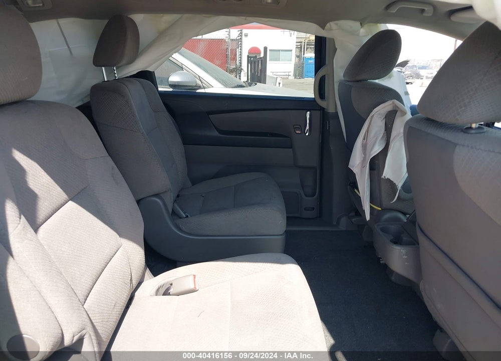 2016 HONDA ODYSSEY SE VIN: 5FNRL5H33GB133101