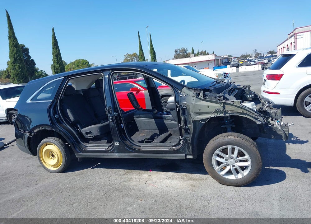 2016 KIA SORENTO 2.4L L VIN: 5XYPG4A33GG018314